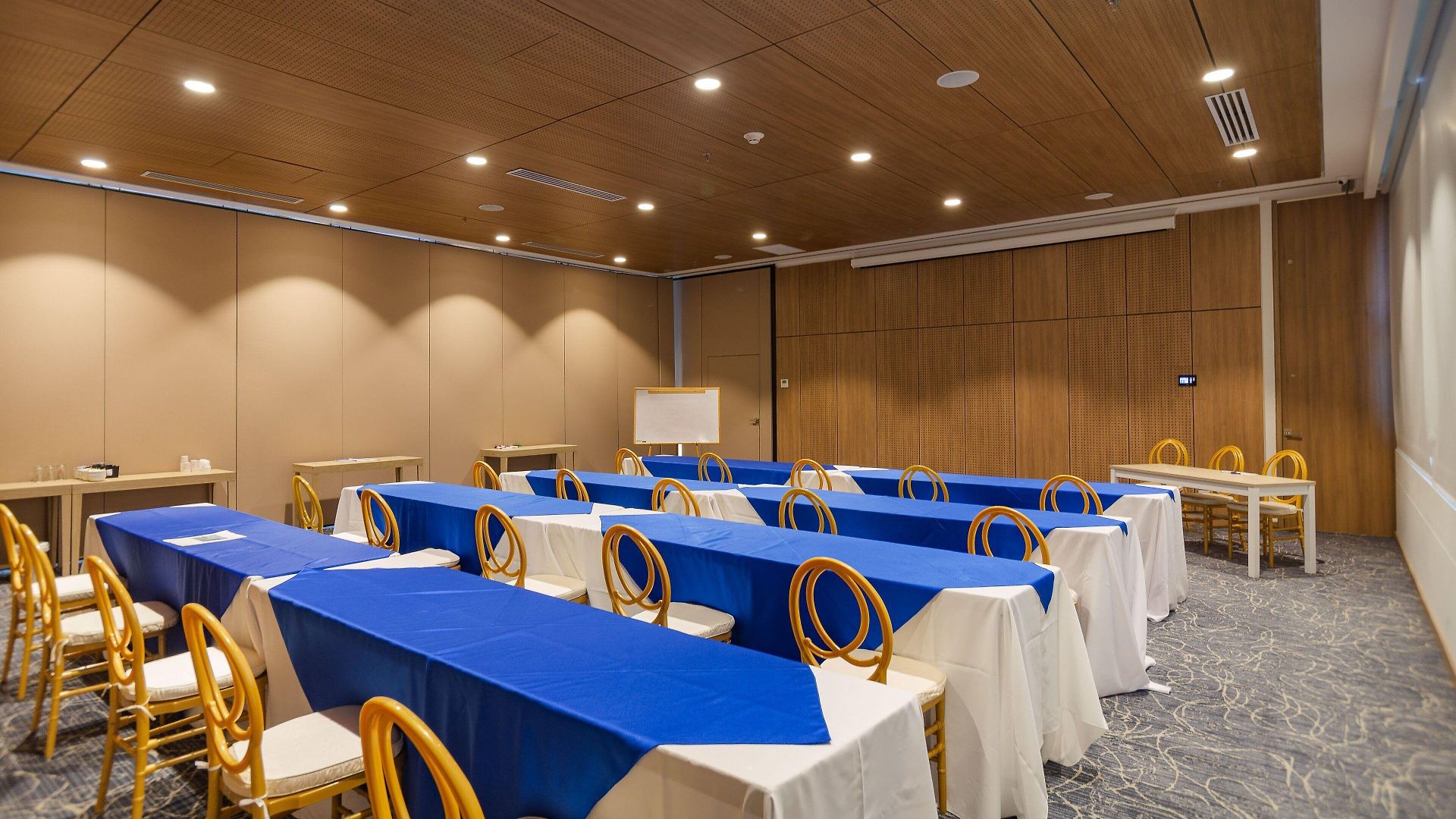 Express Manga By Ihg Hotel 4*