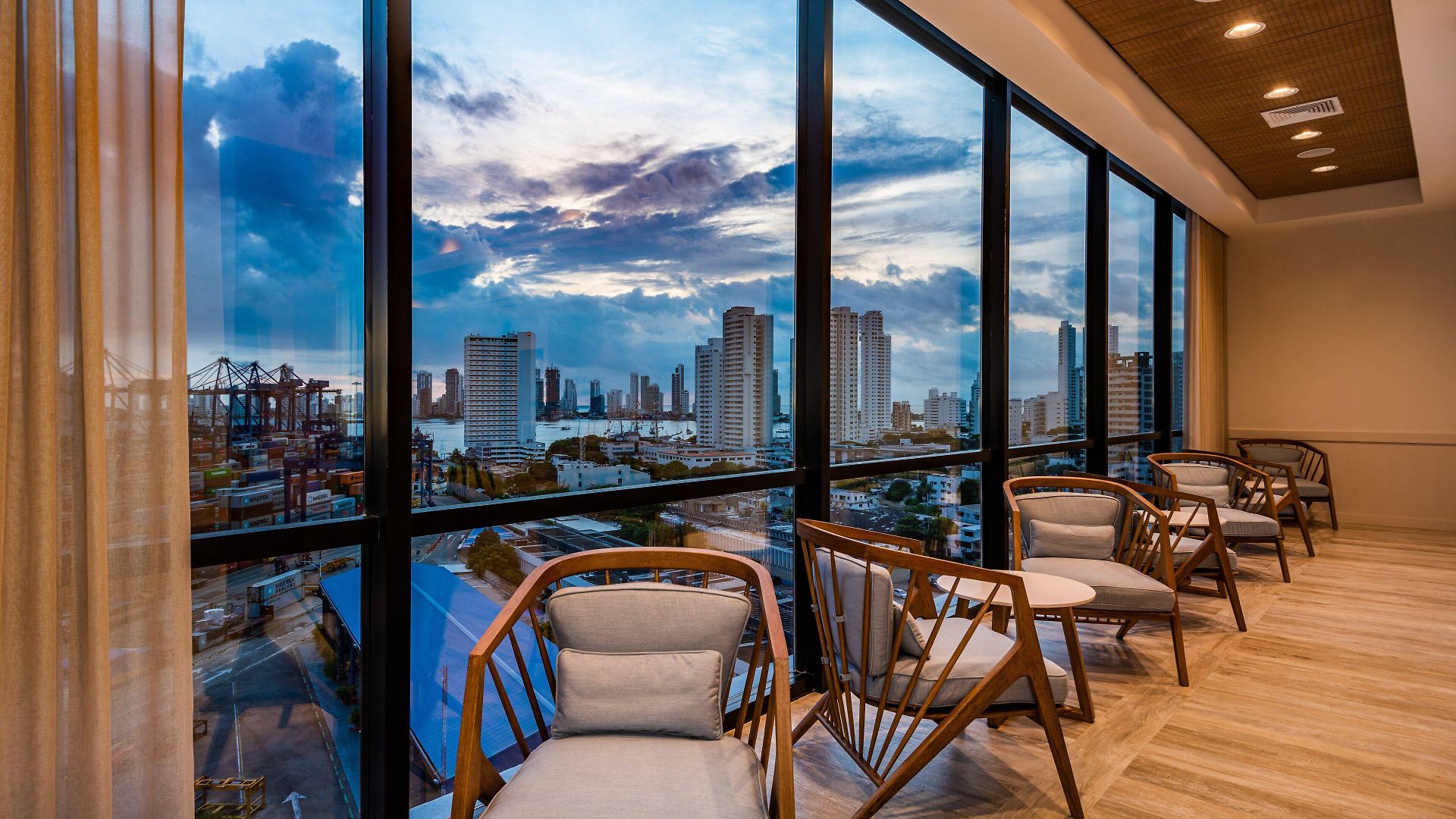 Express Manga By Ihg Cartagena