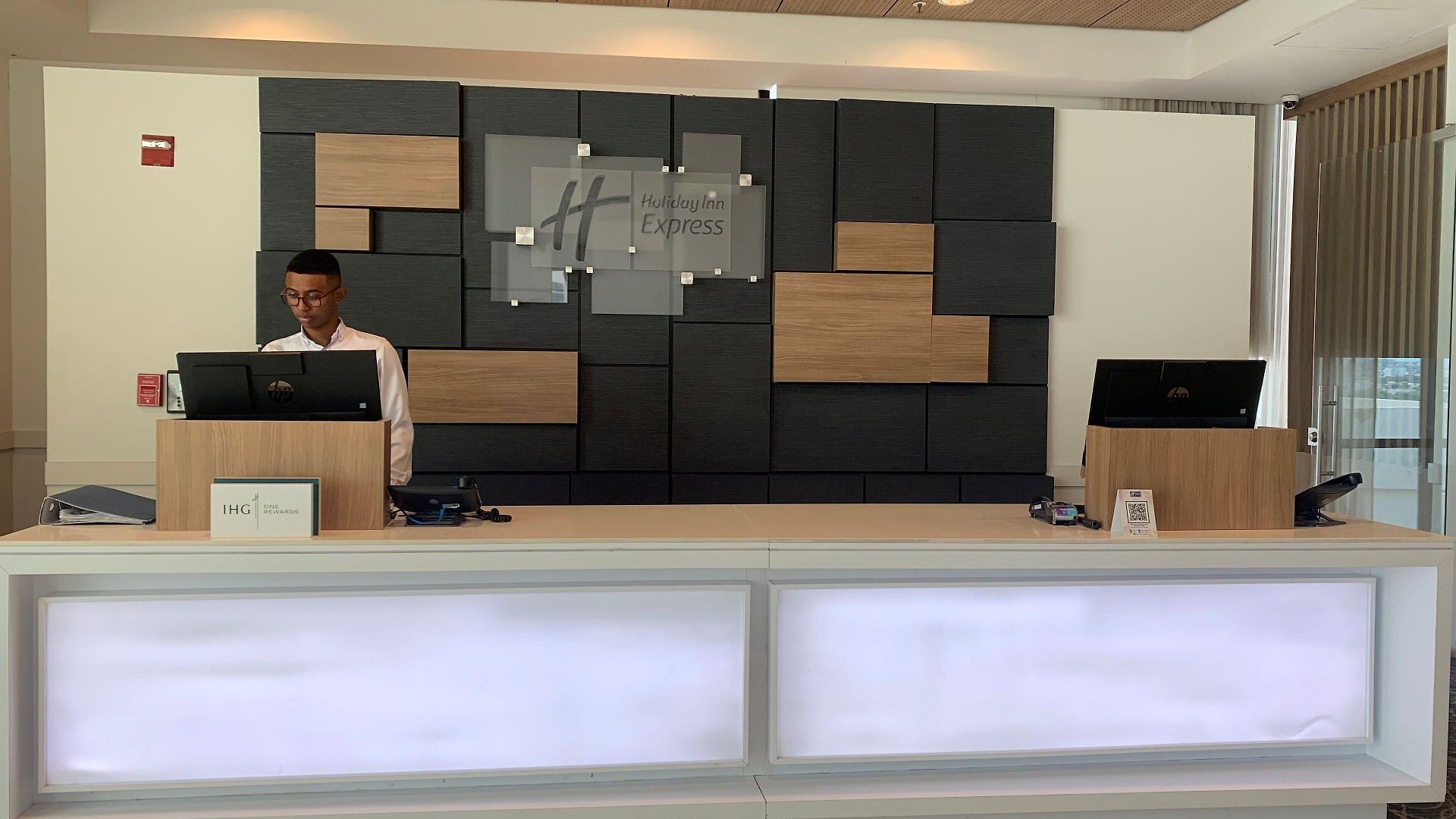Express Manga By Ihg Cartagena