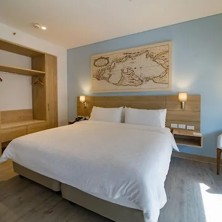 Hotel Express Manga By Ihg 4*